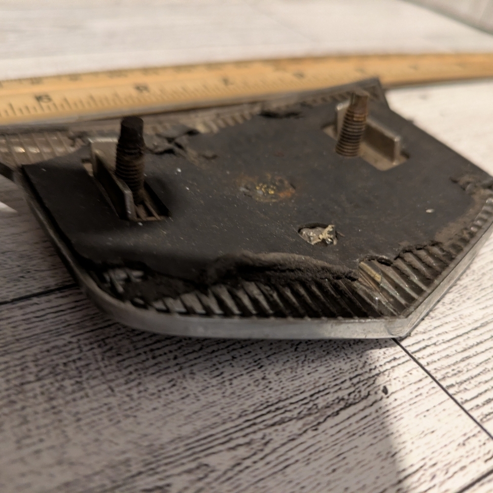 Cadillac Car Stereo Receiver Emblem - Multicolor - Picture 6 of 6